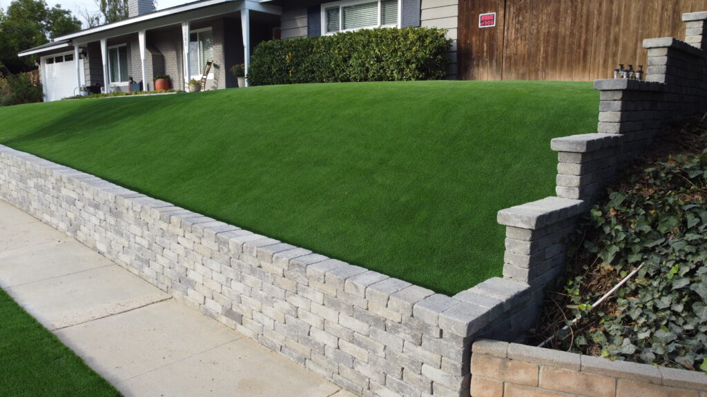 Pool deck pavers and turf project in Simi Valley by Evergreen Landscaping