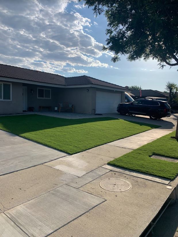 Paver patio and putting green project in Moorpark by Evergreen Landscaping