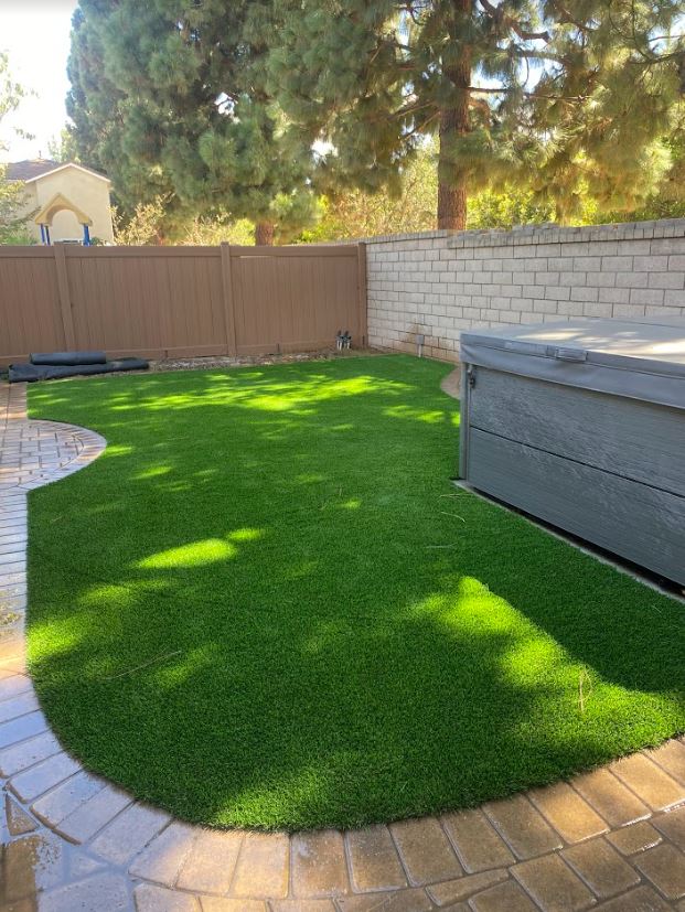 Pool deck pavers and turf project in Thousand Oaks by Evergreen Landscaping