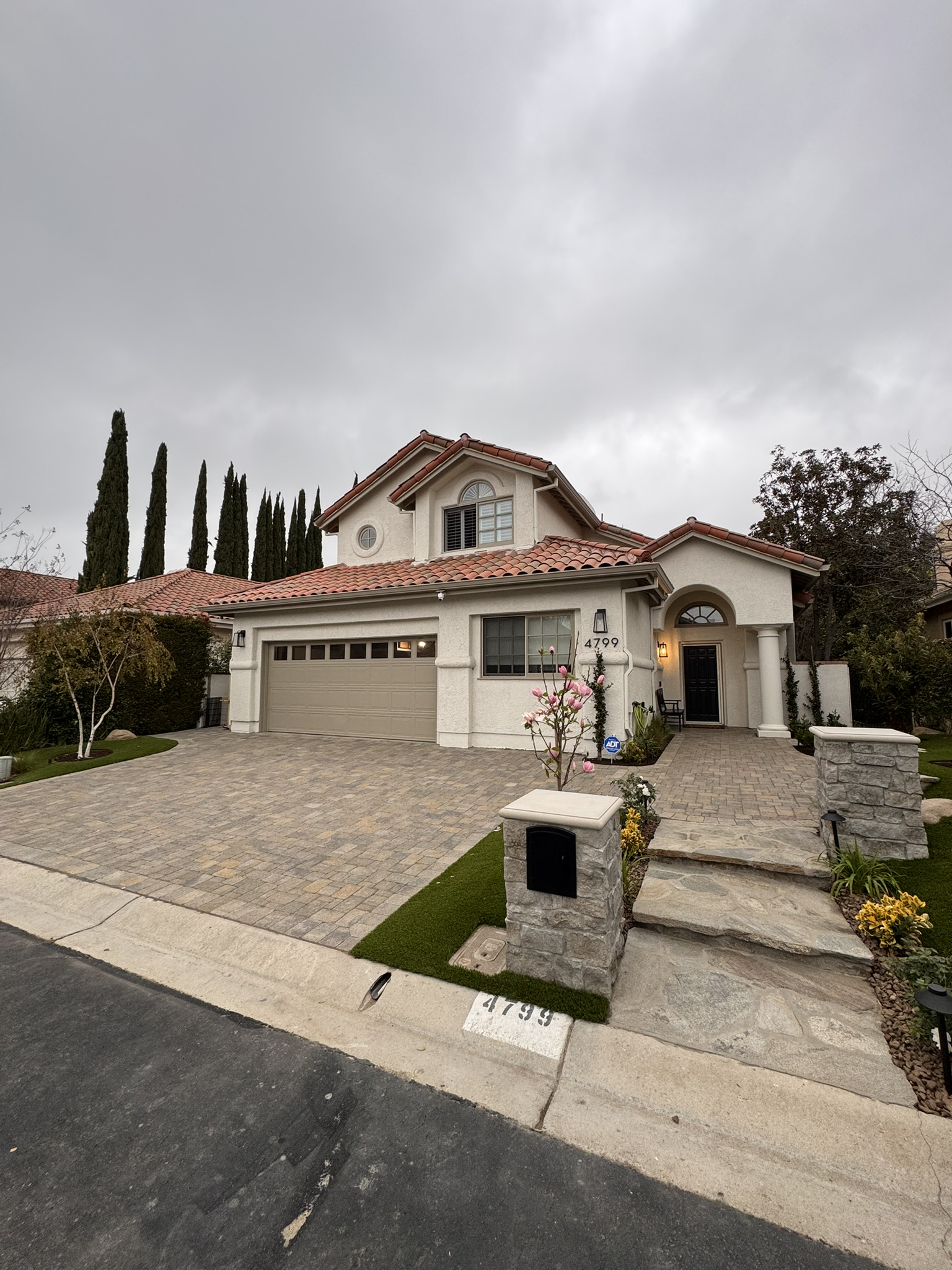 Paver driveway project in Los Angeles County by Evergreen Landscaping