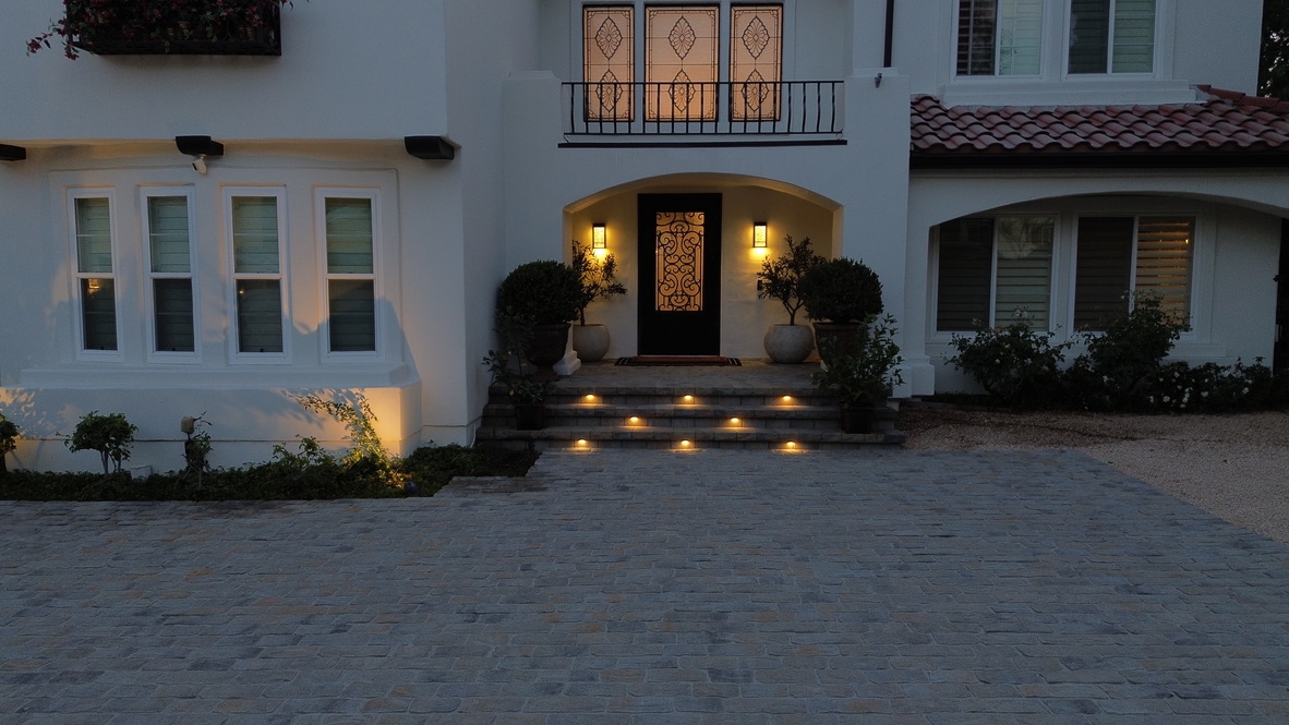 Landscape lighting and pavers project in Calabasas by Evergreen Landscaping