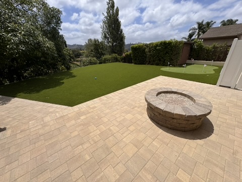 Artificial turf putting green project in Agoura Hills by Evergreen Landscaping